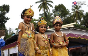 Children dressed as Krishnas